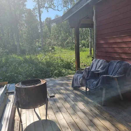 Cozy In Front Of Lapphaungen Turiststation Tennevoll
