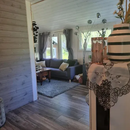 Cozy Cabin In Front Of Lapphaungen Turiststation
