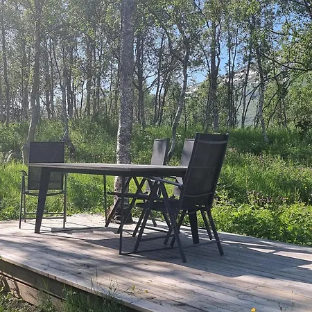Cozy Cabin In Front Of Lapphaungen Turiststation Tennevoll