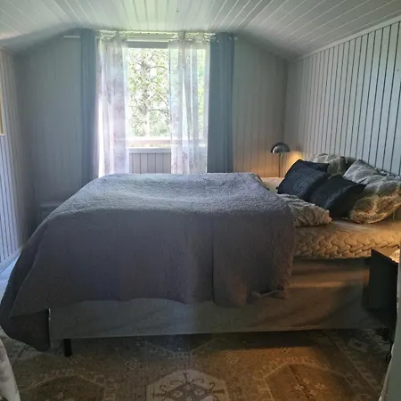 Cozy Cabin In Front Of Lapphaungen Turiststation Chalet Tennevoll